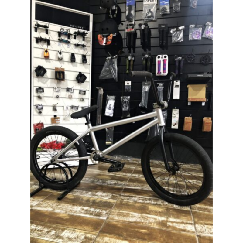 BMX - Semi Nova - Iniciante - PROJETO DE BMX